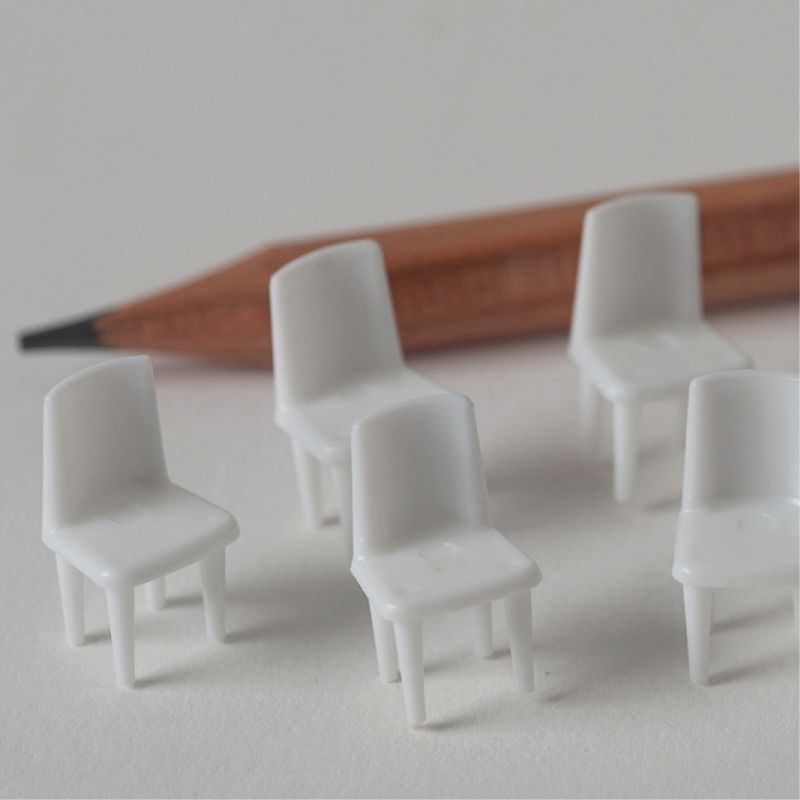 CHAIRS BASIC 1:50 SCALE PCK 10 INJ MOULDED WHITE STYRENE