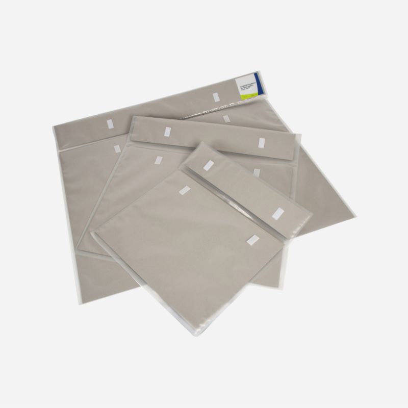 CLEAR ART FOLDER PUNCHED HANDLE PORTFOLIO